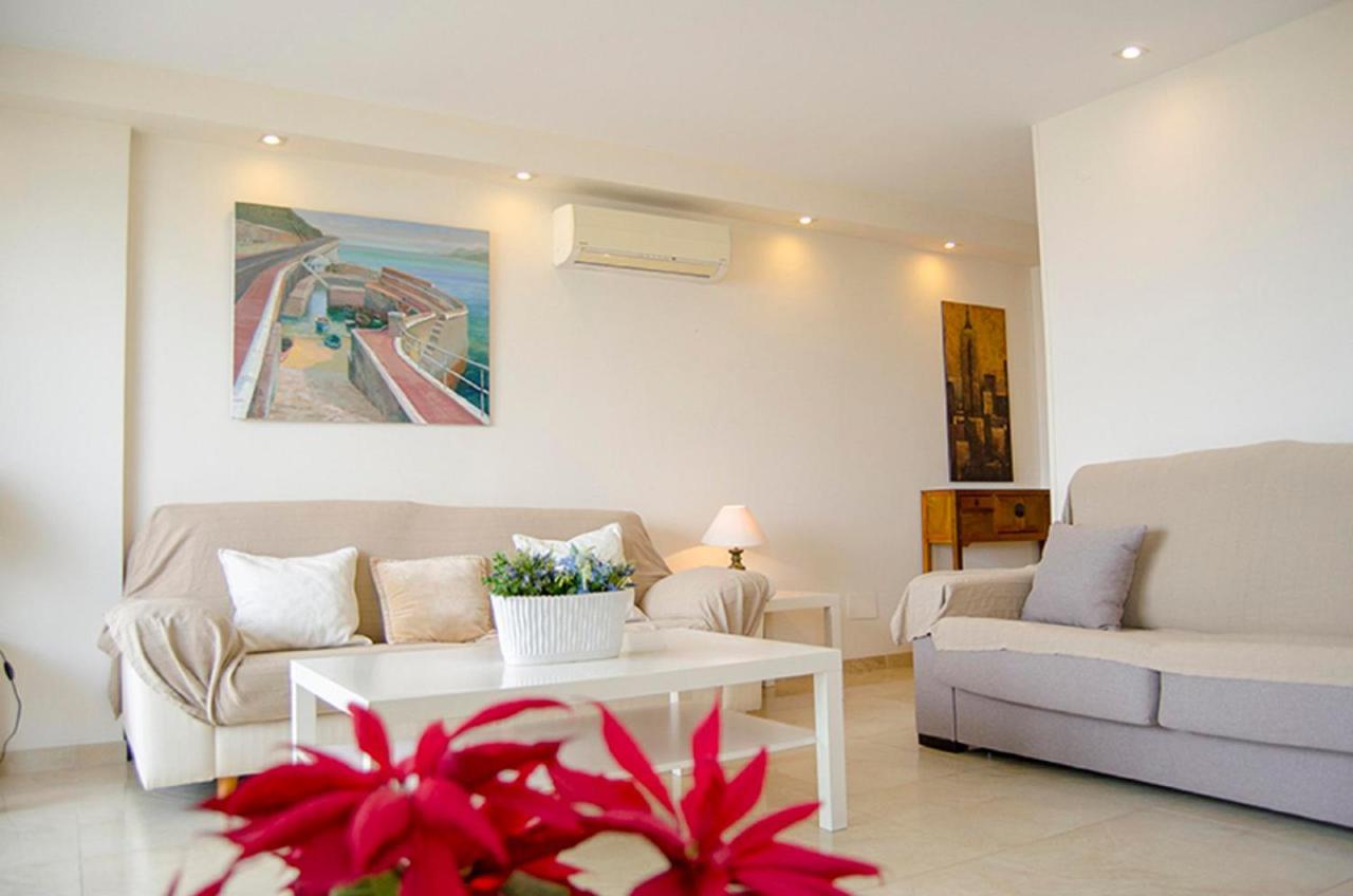 Apartamentos Terrasol 1ª Linea Playa Los Angeles トレ・デル・マール エクステリア 写真