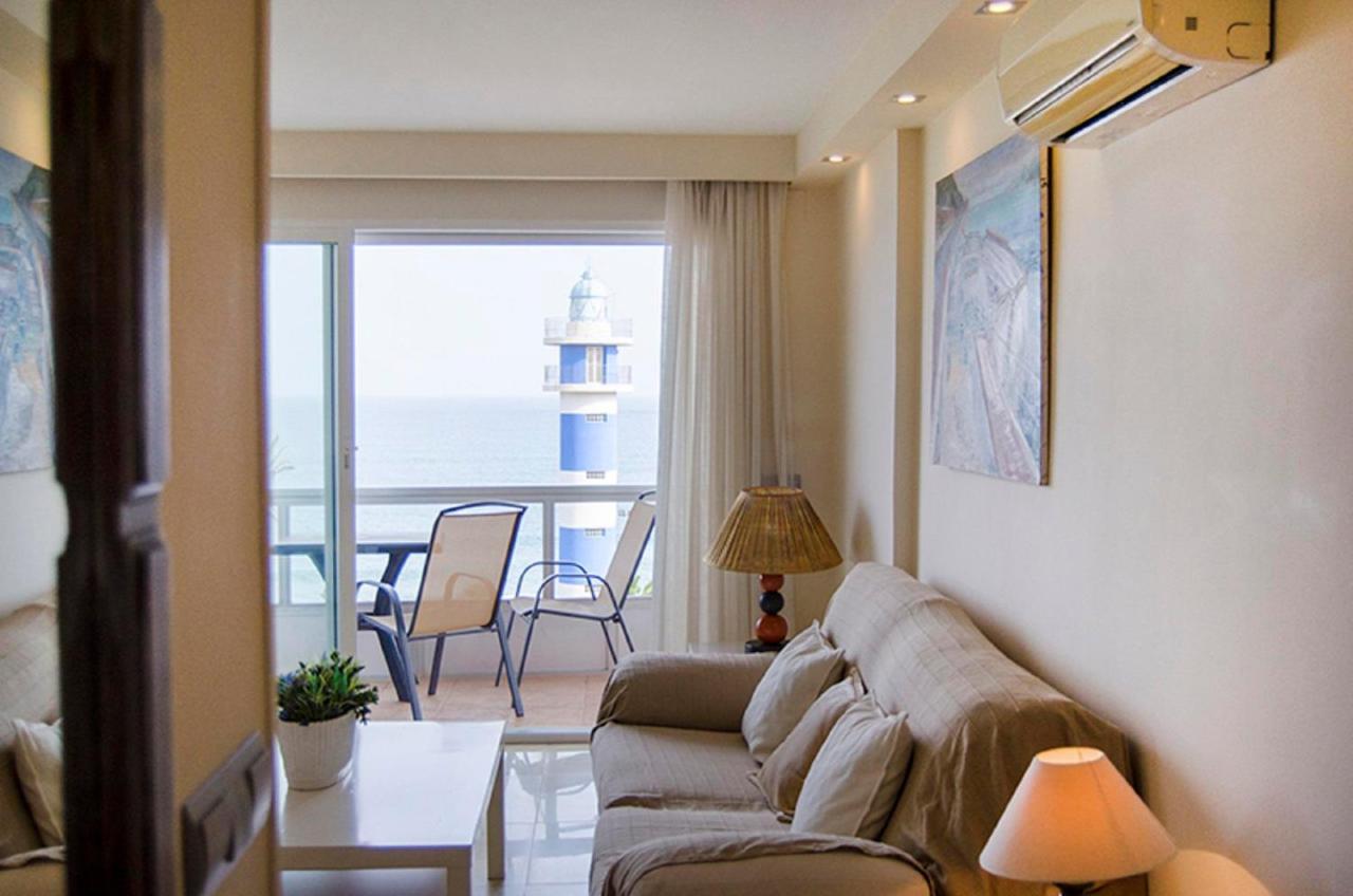 Apartamentos Terrasol 1ª Linea Playa Los Angeles トレ・デル・マール エクステリア 写真